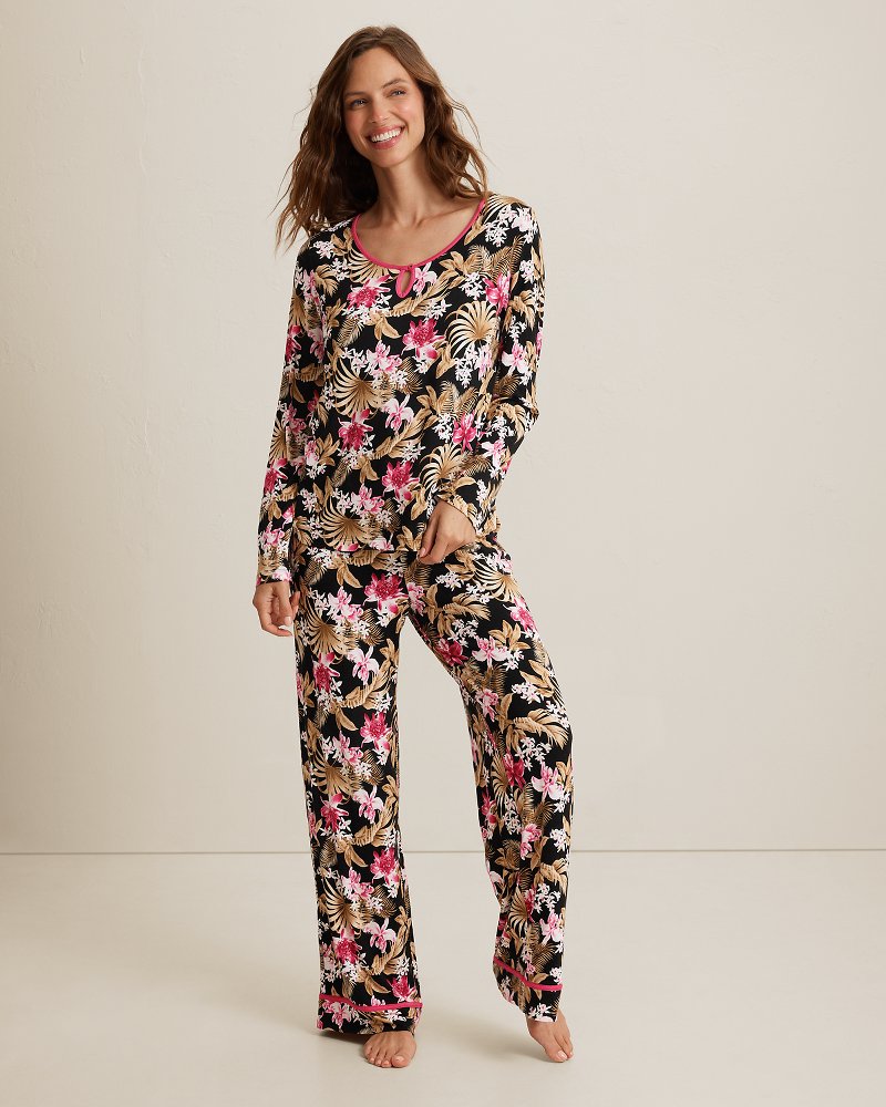 Jersey Long-Sleeve Top & Pants Pajama Set
