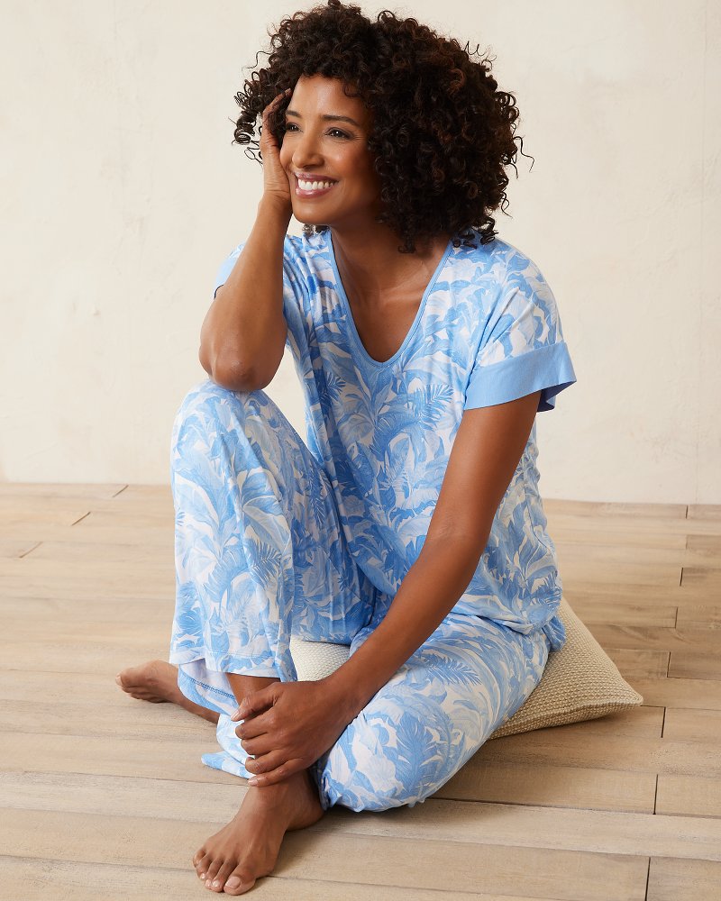 Short-Sleeve V-Neck & Pants Pajama Set