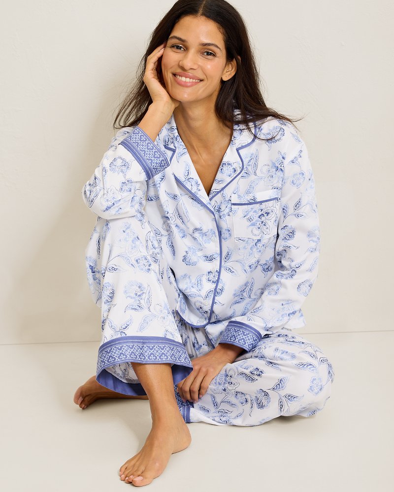 Jersey Long-Sleeve Top & Pants Pajama Set