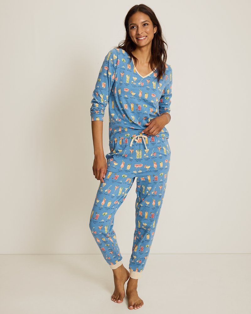 Women's Holiday Drinks Family Pajama Set