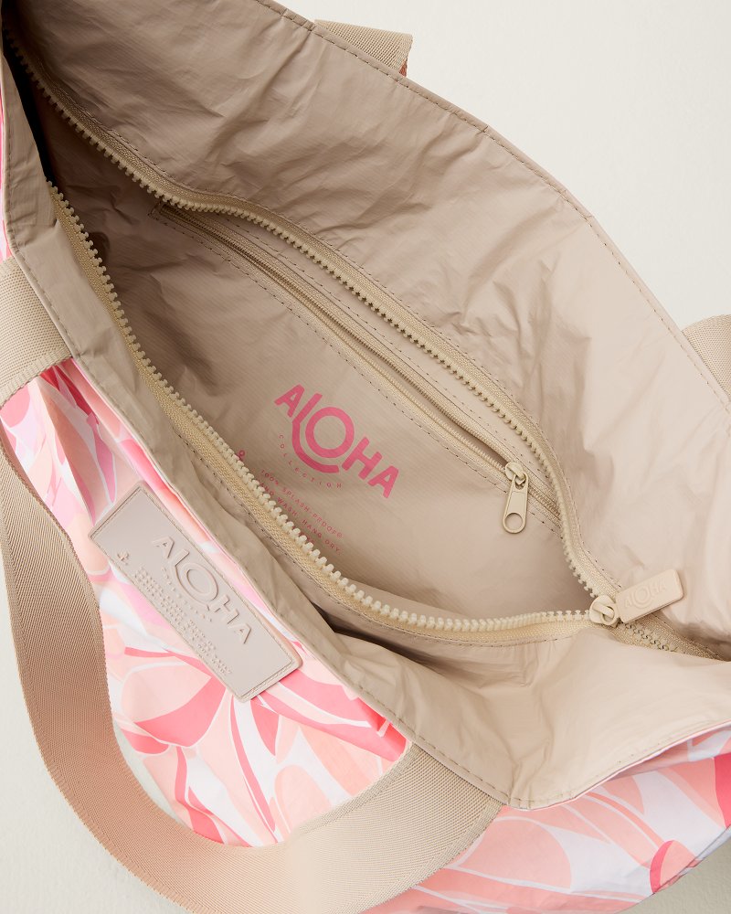 Aloha Collection Lei Stand Day Tripper Tote